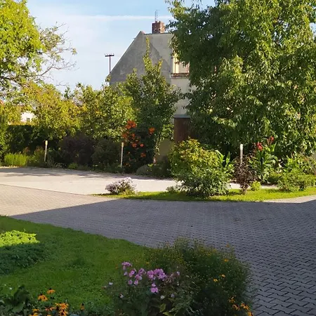 Květinová 3*